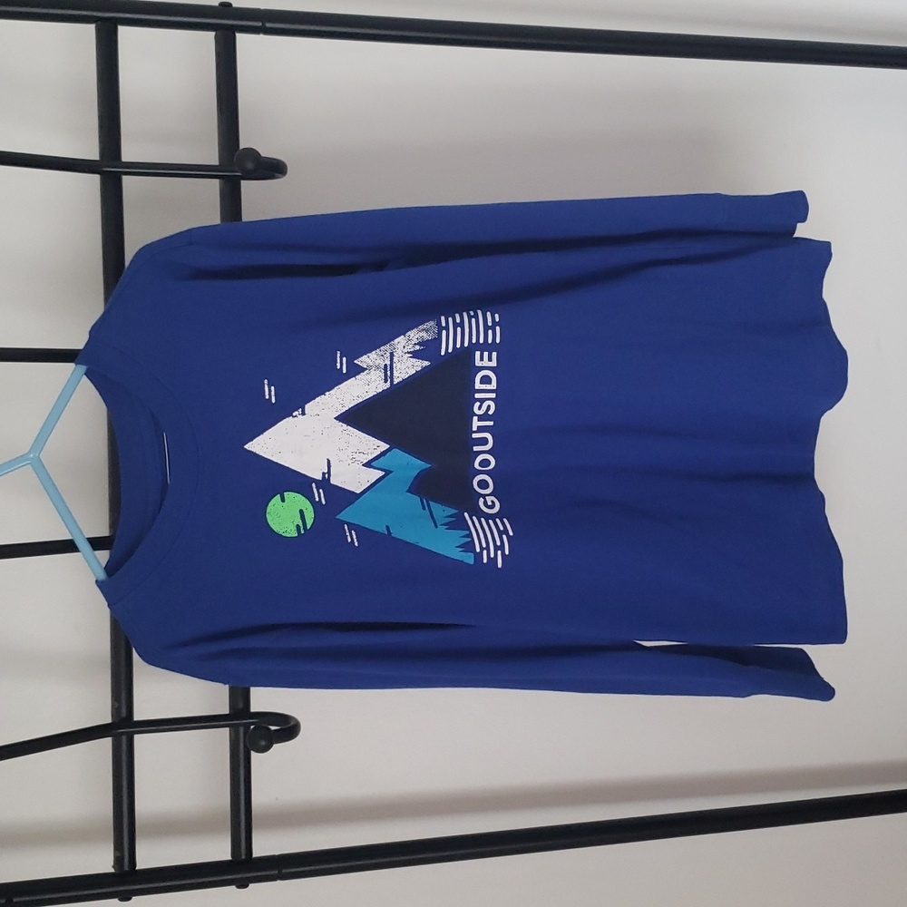Boy's long sleeve tee